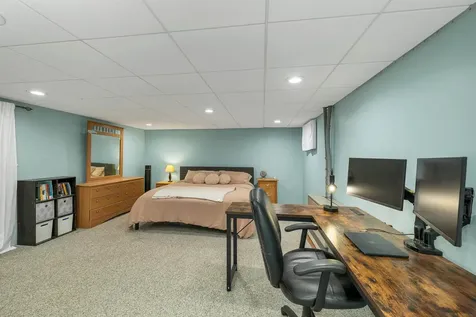 69 Fieldstone Drive Londonderry NH 03053