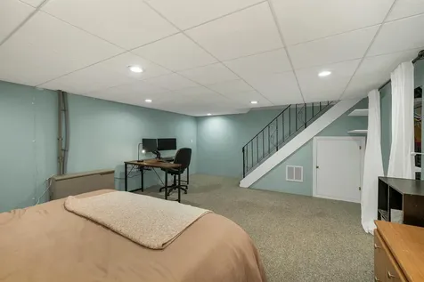 69 Fieldstone Drive Londonderry NH 03053