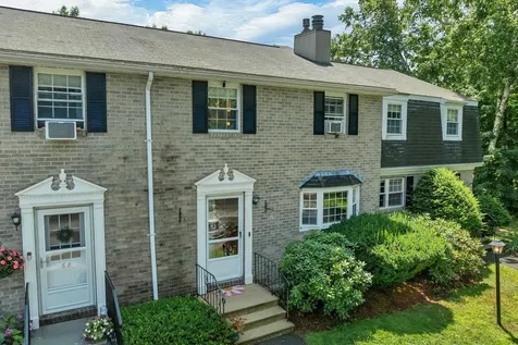 69 Fieldstone Drive Londonderry NH 03053