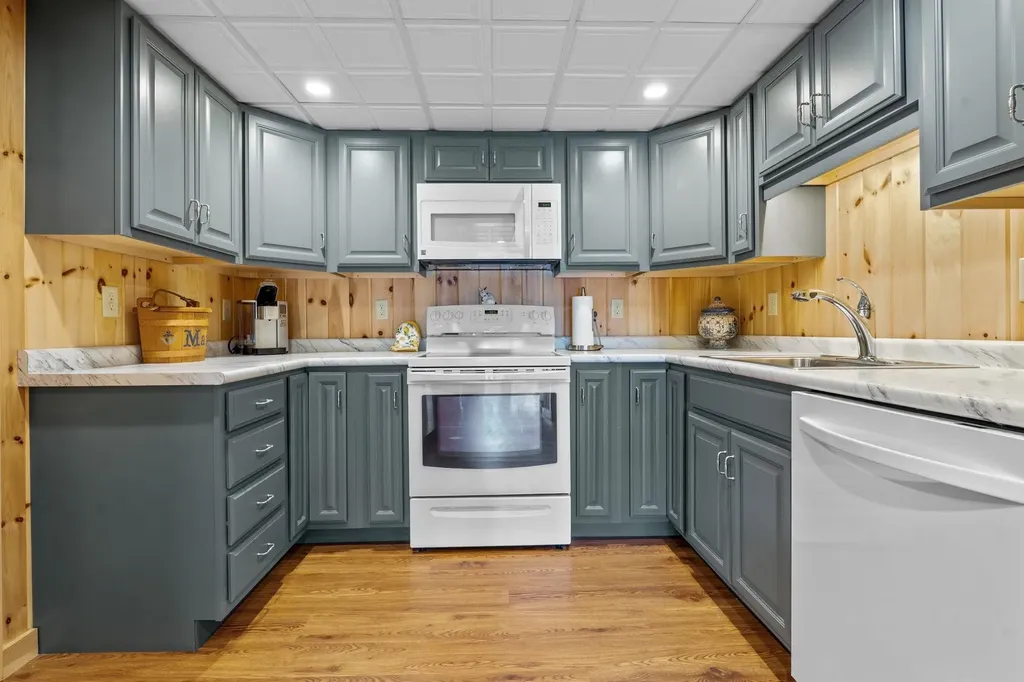 164 Fox Run Road Stoddard NH 03464