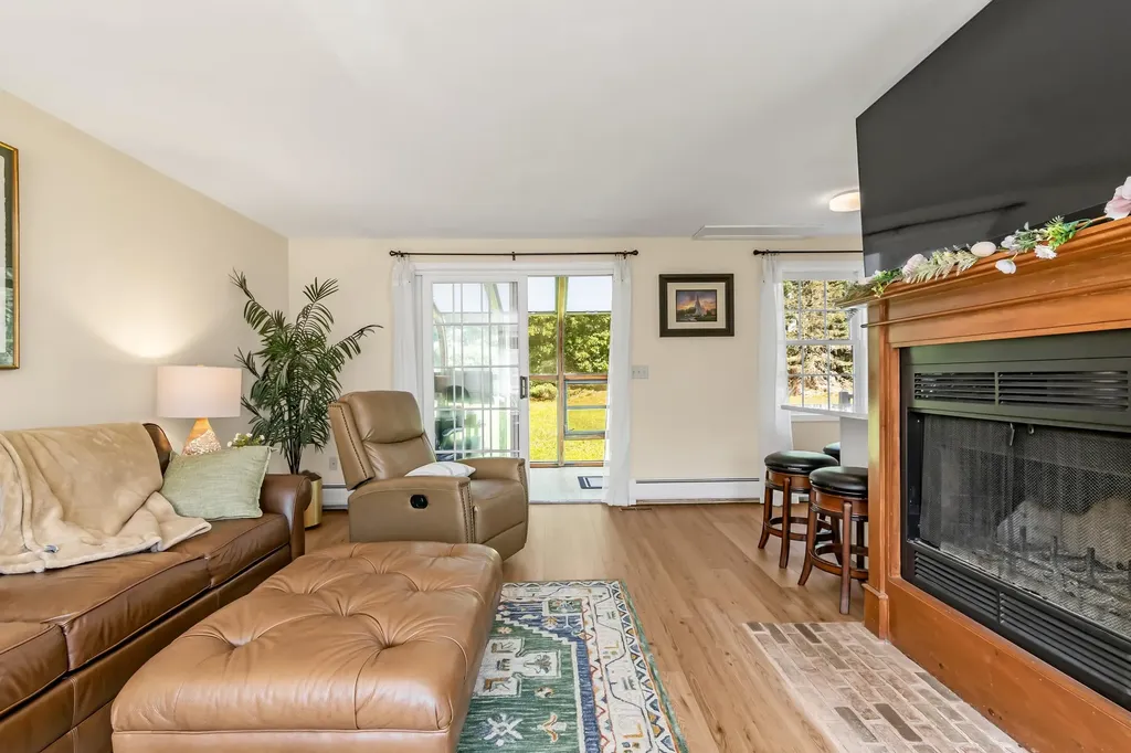 11 Stonebridge Drive Plaistow NH 03865