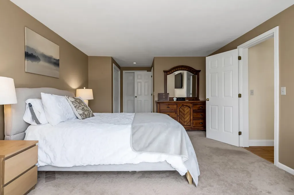 11 Stonebridge Drive Plaistow NH 03865