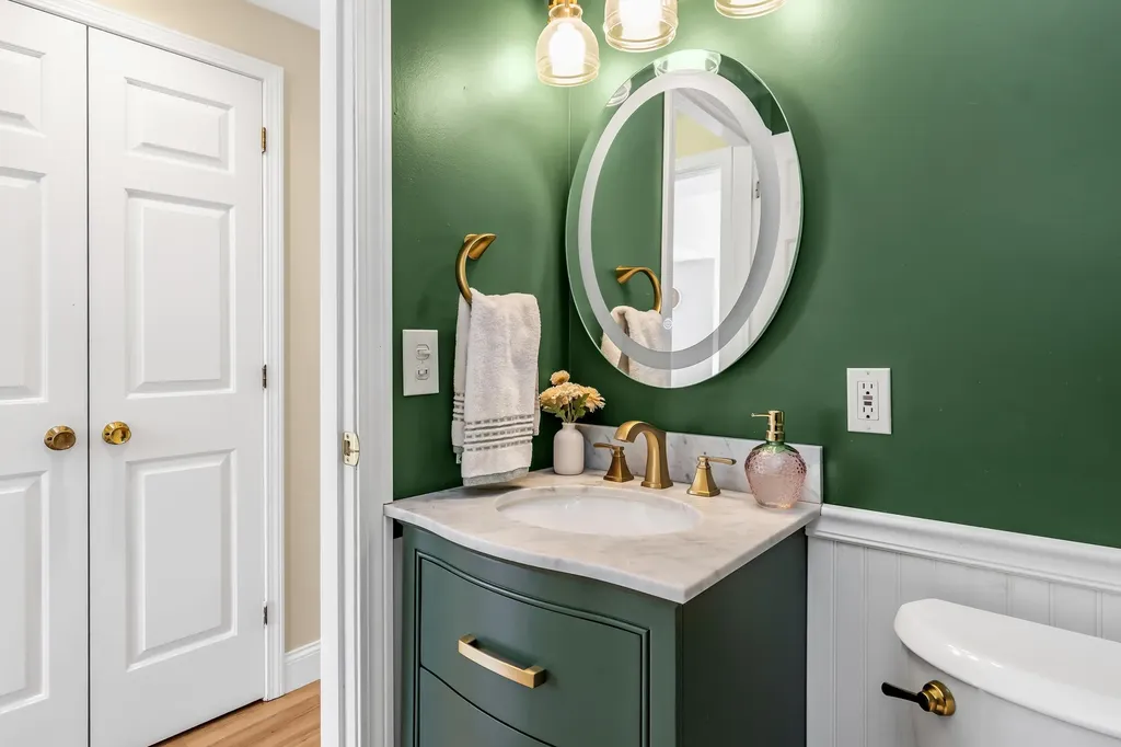 11 Stonebridge Drive Plaistow NH 03865