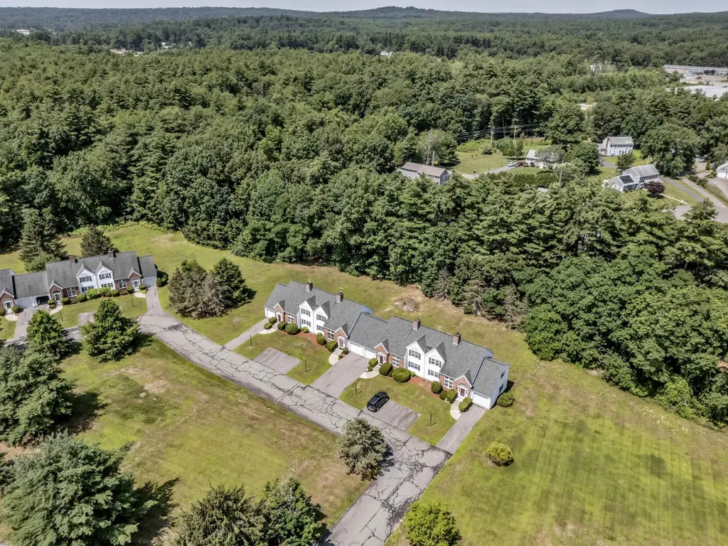 11 Stonebridge Drive Plaistow NH 03865