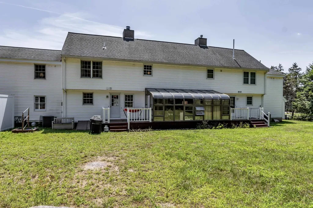 11 Stonebridge Drive Plaistow NH 03865