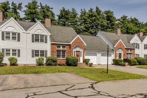 11 Stonebridge Drive Plaistow NH 03865
