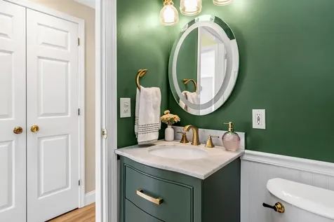 11 Stonebridge Drive Plaistow NH 03865
