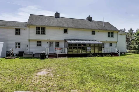 11 Stonebridge Drive Plaistow NH 03865