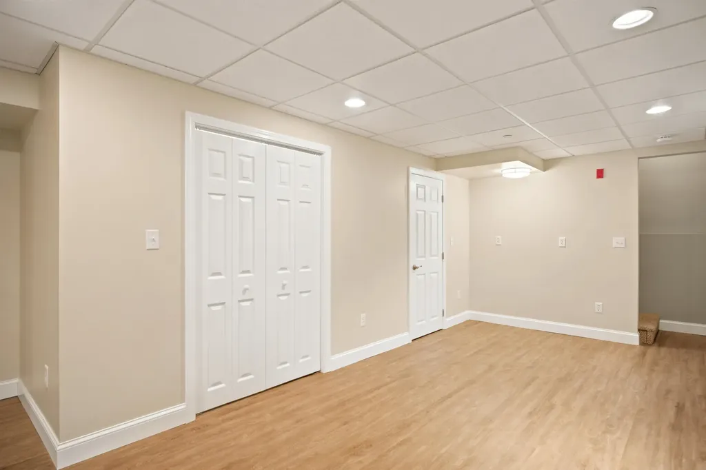 25 Violet Way Loudon NH 03307