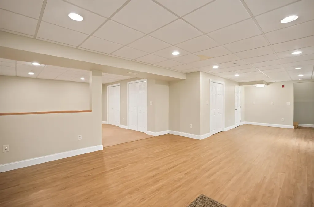 25 Violet Way Loudon NH 03307