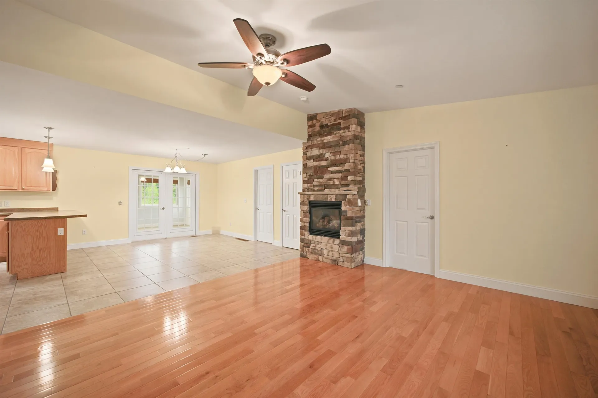 25 Violet Way Loudon NH 03307