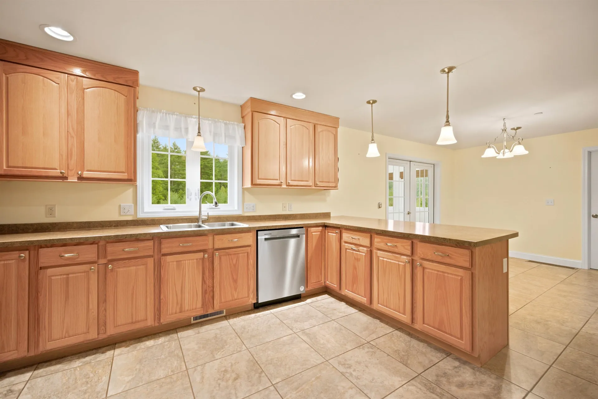 25 Violet Way Loudon NH 03307