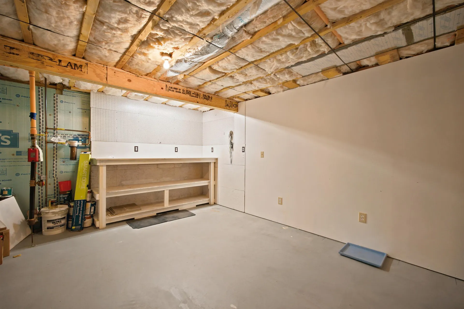 25 Violet Way Loudon NH 03307