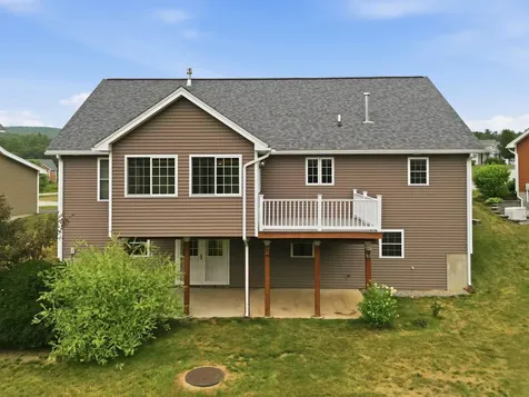 25 Violet Way Loudon NH 03307