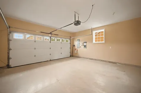 25 Violet Way Loudon NH 03307