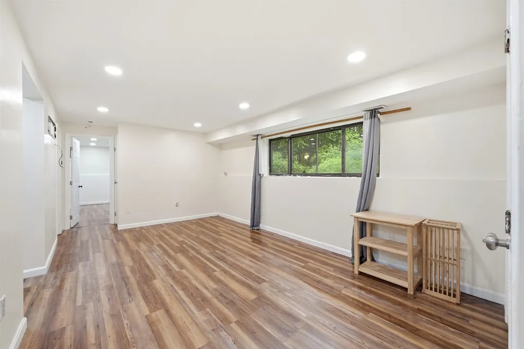 3 Brookside Dr #3 Drive Exeter NH 03833