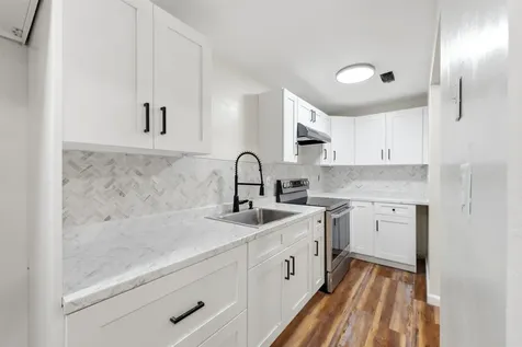 3 Brookside Dr #3 Drive Exeter NH 03833