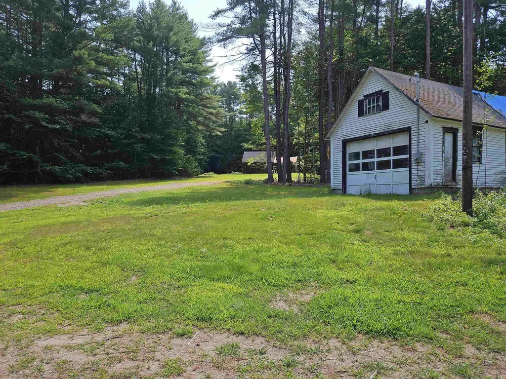 14 Bellmore Drive Orford NH 03777