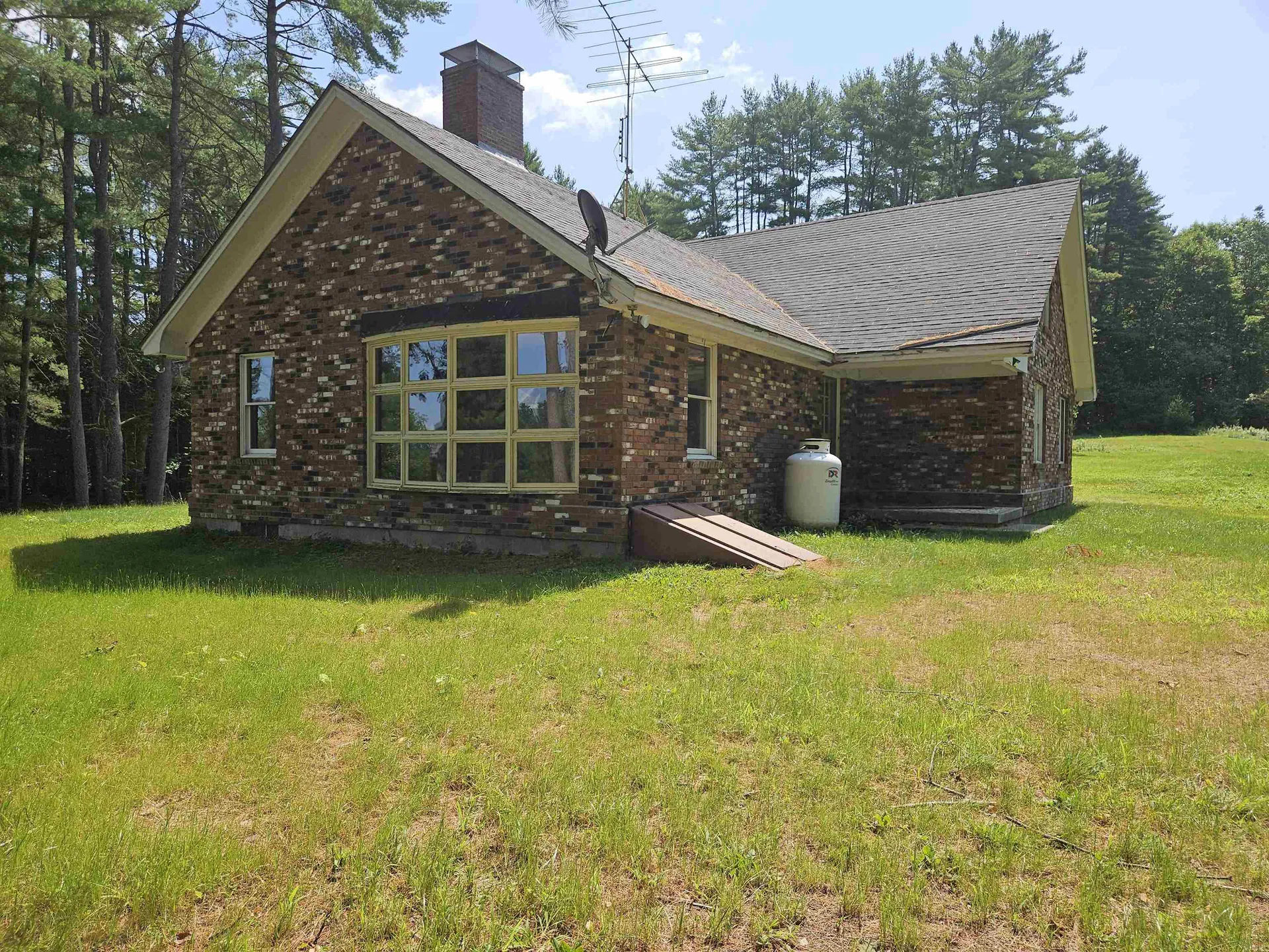 14 Bellmore Drive Orford NH 03777
