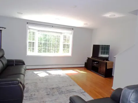 6 Pleasant Street Hooksett NH 03106