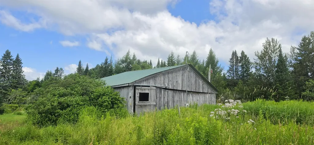 1888 Trucott Road Holland VT 05830
