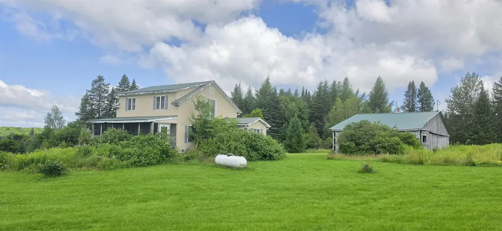 1888 Trucott Road Holland VT 05830
