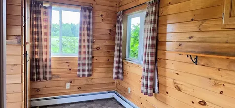 1888 Trucott Road Holland VT 05830