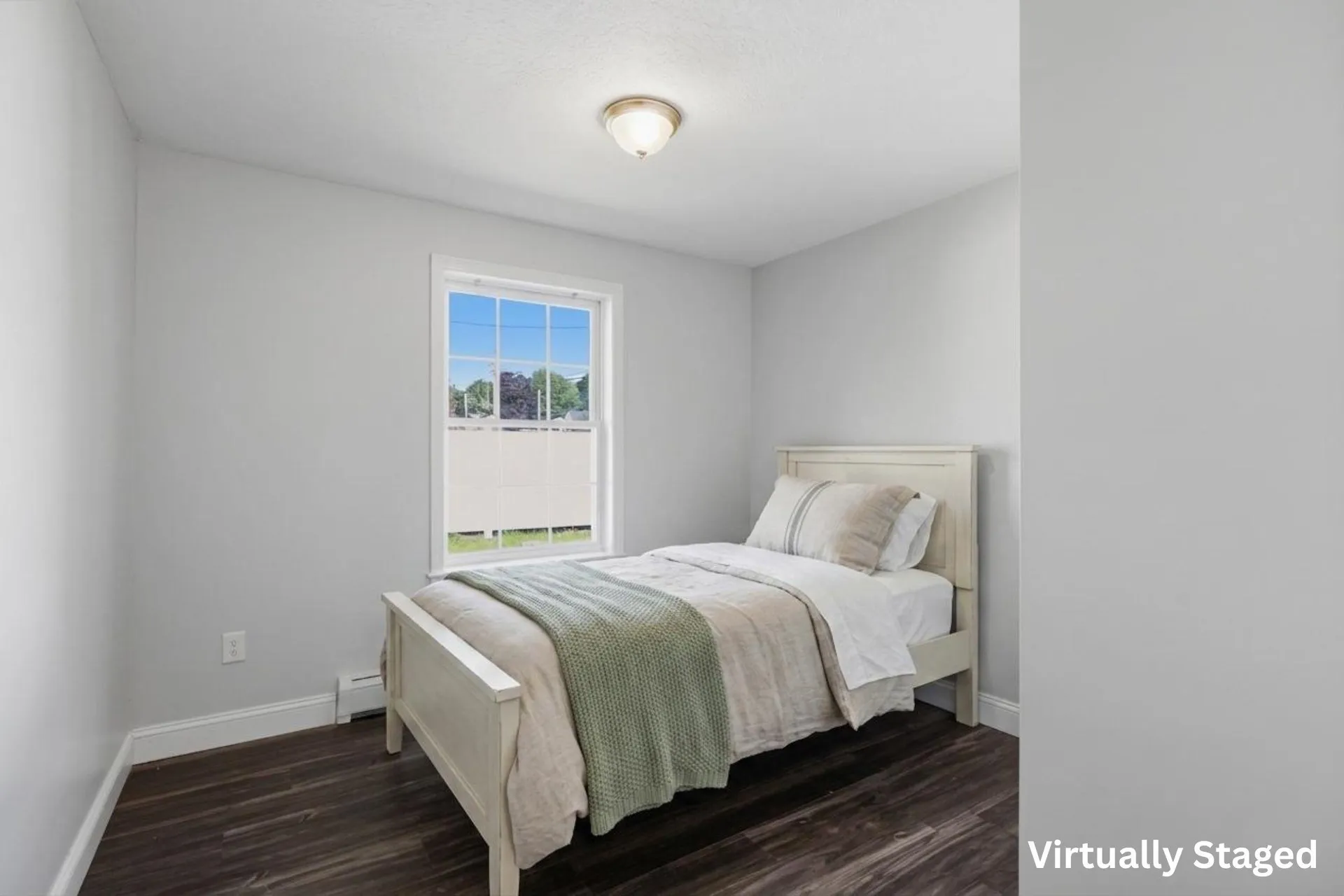 2 Evelyn Avenue Raymond NH 03077
