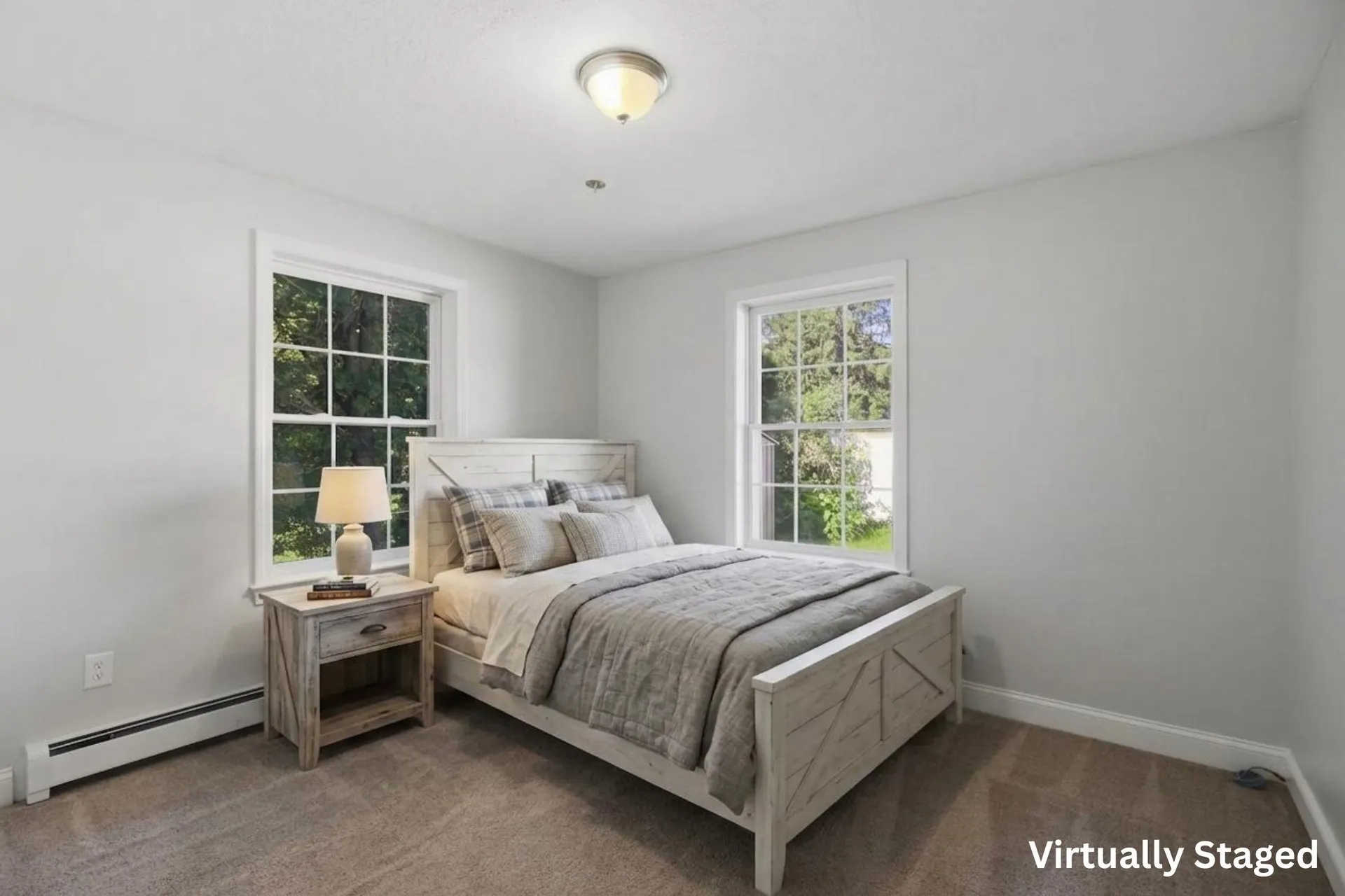 2 Evelyn Avenue Raymond NH 03077