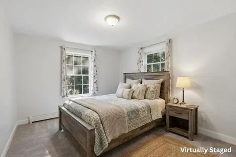 2 Evelyn Avenue Raymond NH 03077