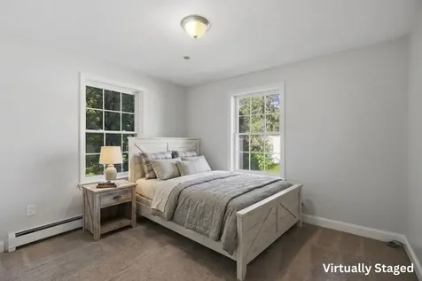 2 Evelyn Avenue Raymond NH 03077