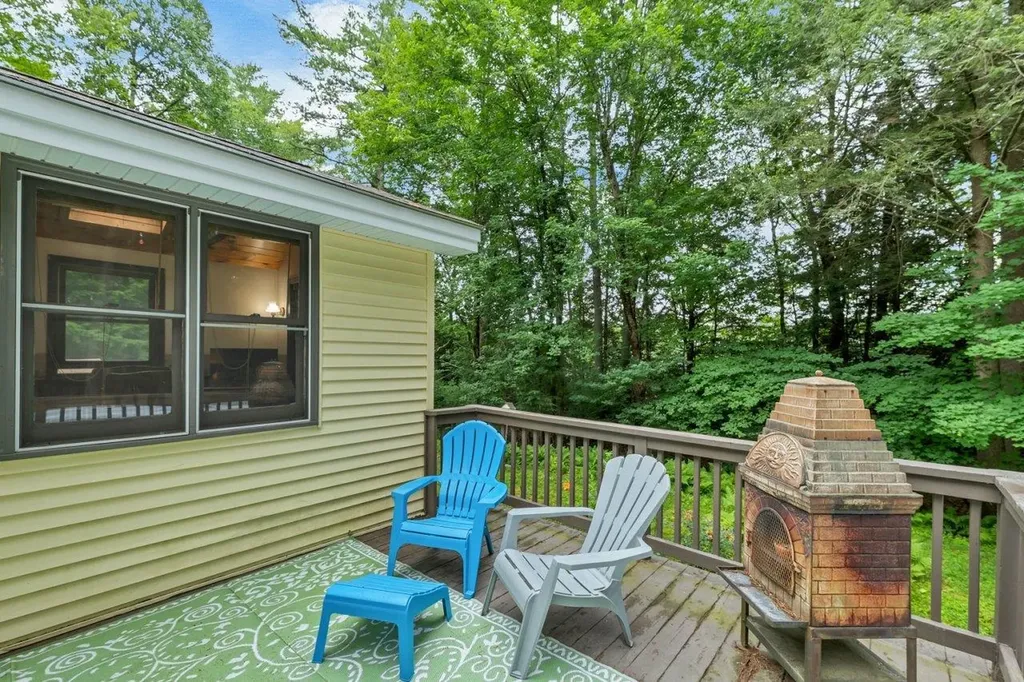 52 Pine Grove Lane Lebanon ME 04027-3204