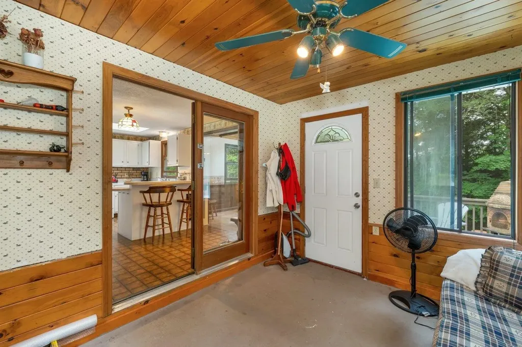 52 Pine Grove Lane Lebanon ME 04027-3204