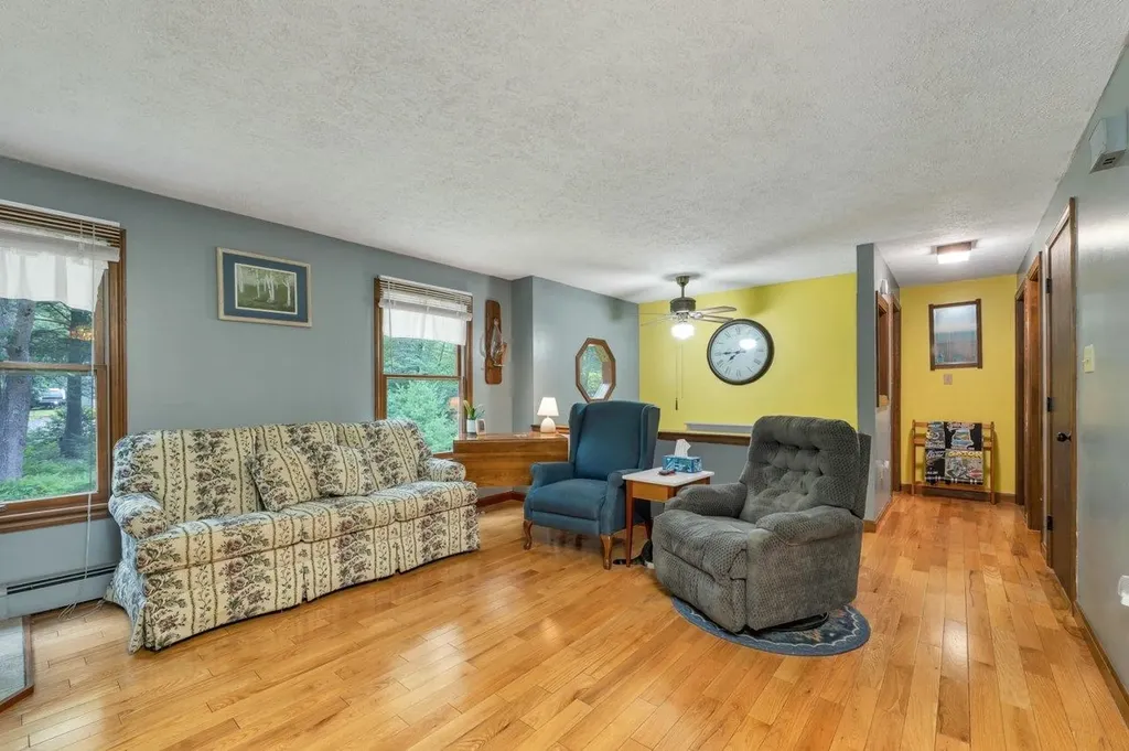 52 Pine Grove Lane Lebanon ME 04027-3204