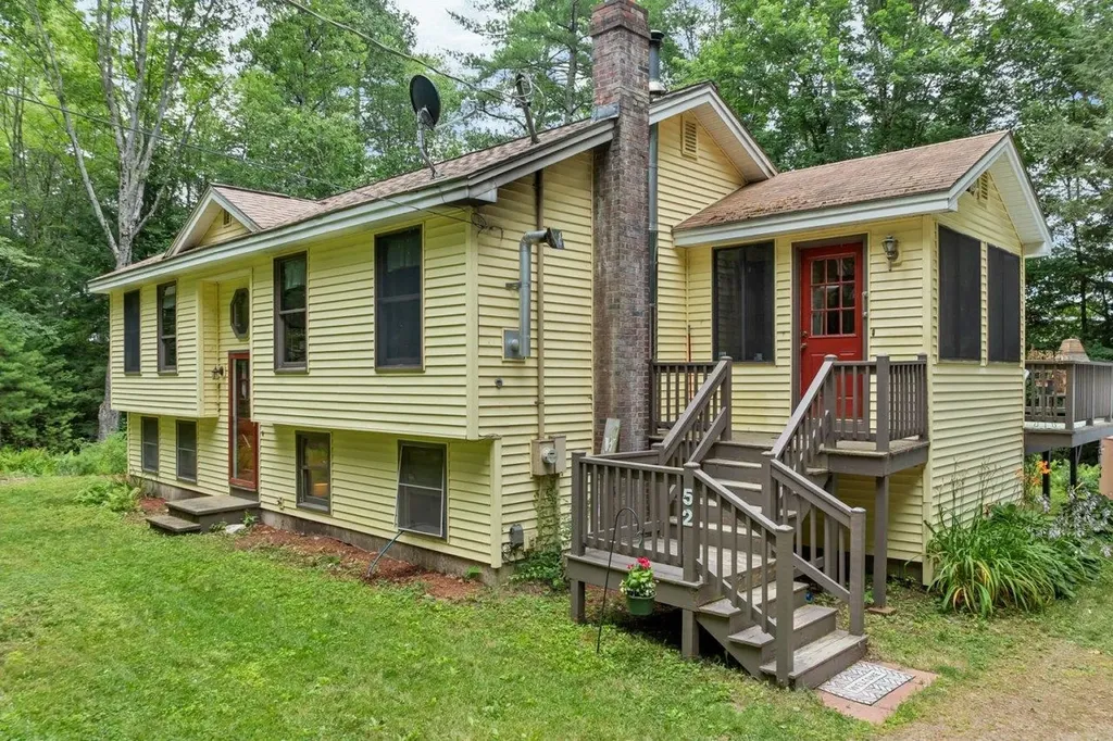 52 Pine Grove Lane Lebanon ME 04027-3204