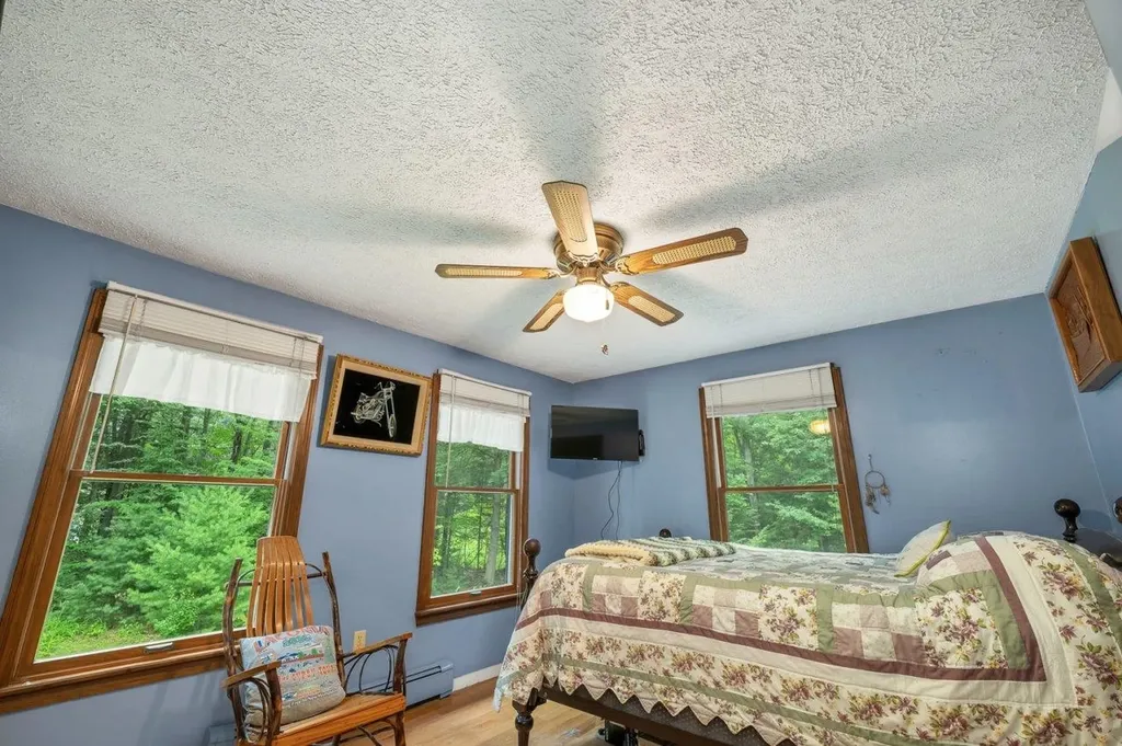 52 Pine Grove Lane Lebanon ME 04027-3204