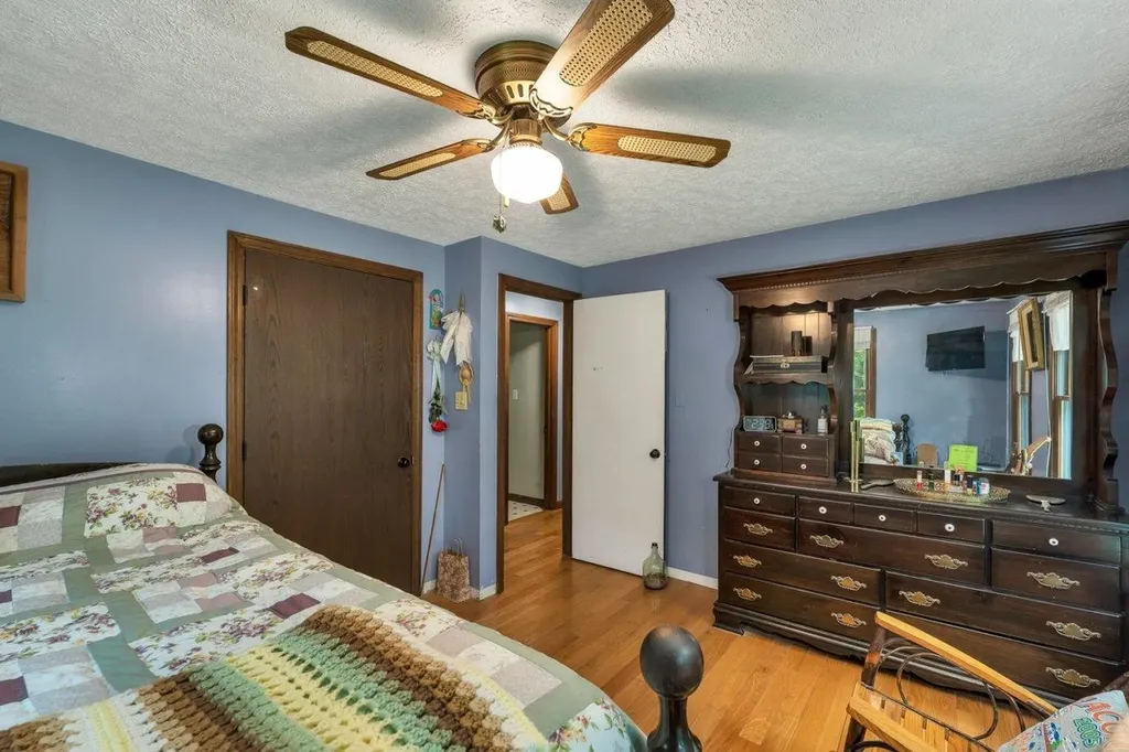 52 Pine Grove Lane Lebanon ME 04027-3204