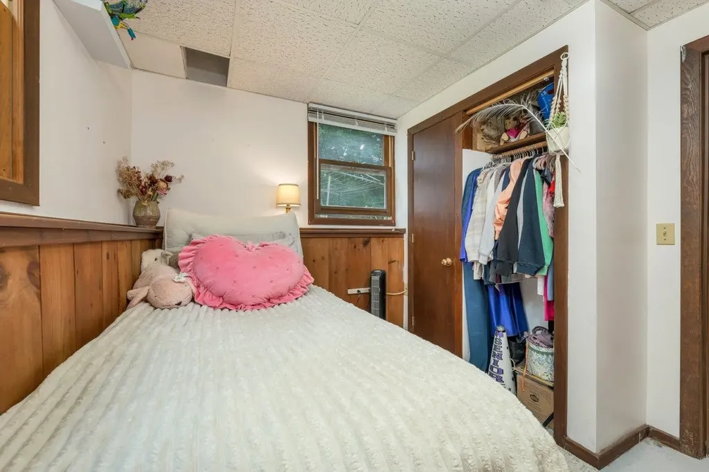 52 Pine Grove Lane Lebanon ME 04027-3204