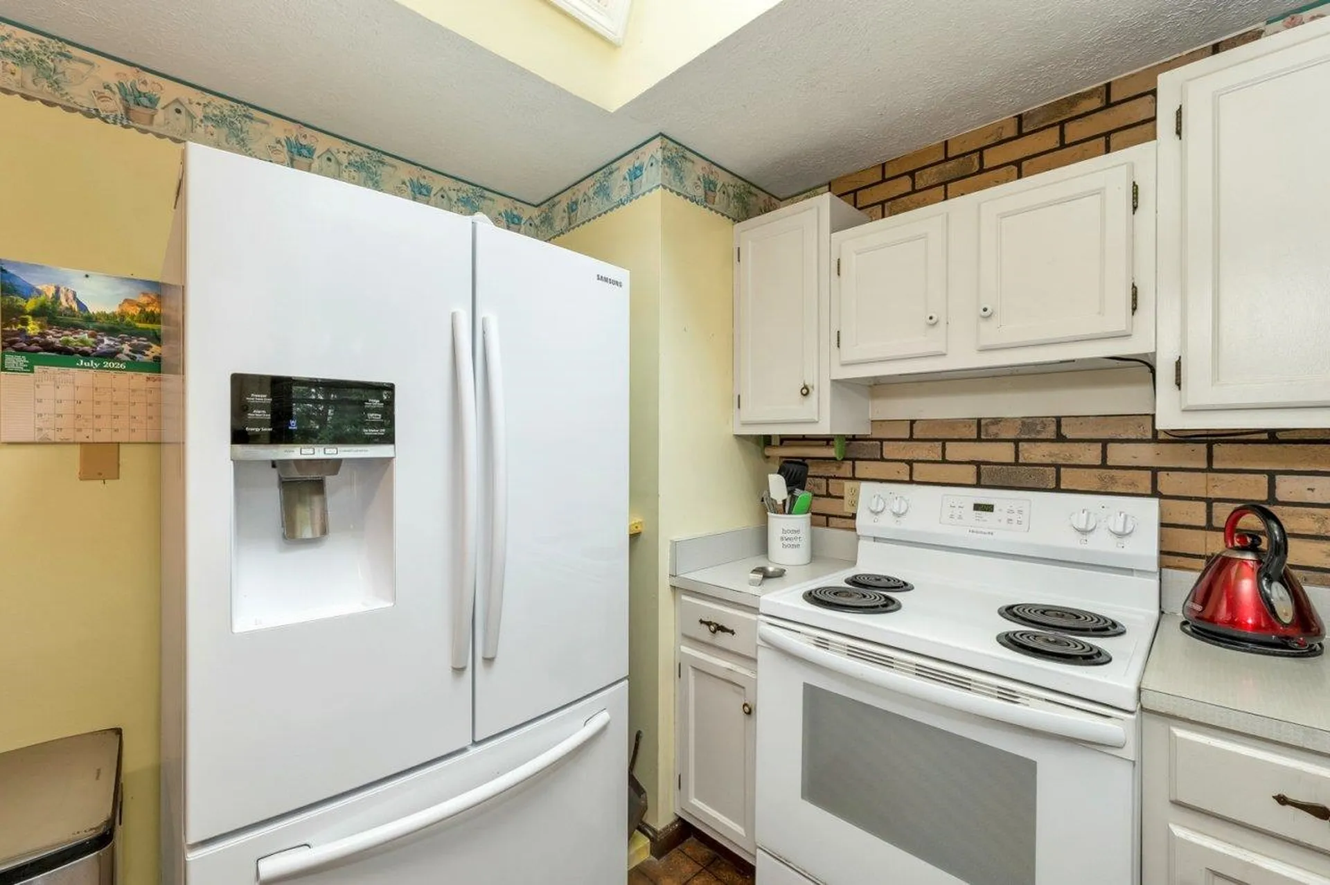 52 Pine Grove Lane Lebanon ME 04027-3204
