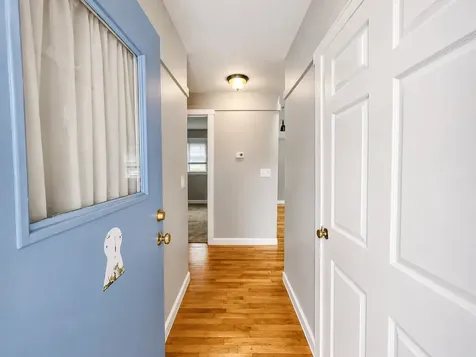 33 Bonair Avenue Hampton NH 03842