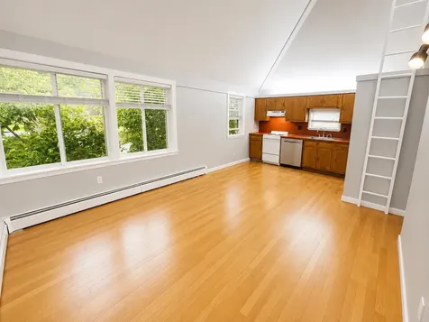 33 Bonair Avenue Hampton NH 03842
