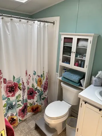 14 Chestnut Road North Hampton NH 03862