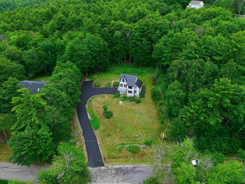 20 Alpine Meadows Road Wolfeboro NH 03894