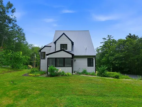 20 Alpine Meadows Road Wolfeboro NH 03894