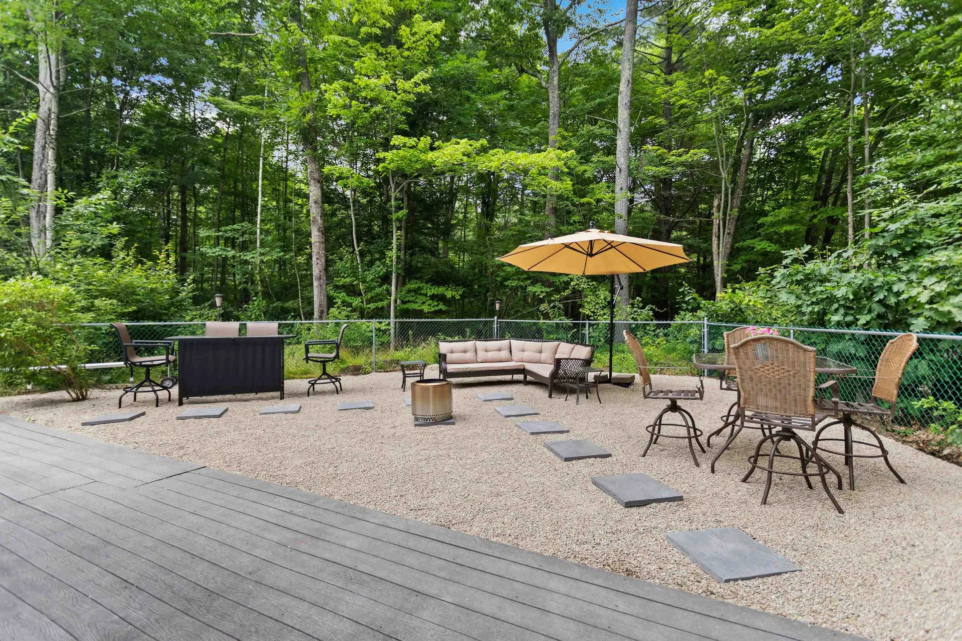 21 Kristin Drive Derry NH 03038