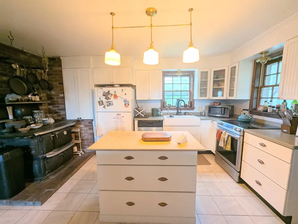 3954 West Barnet Road Barnet VT 05821