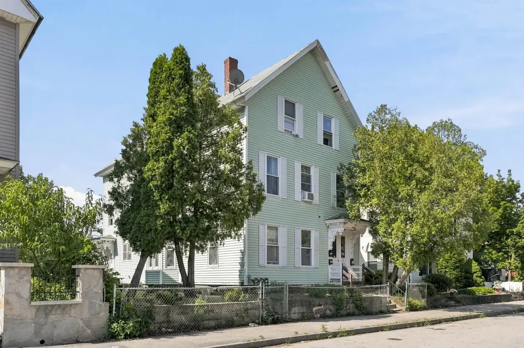 401 Cedar Street Manchester NH 03103