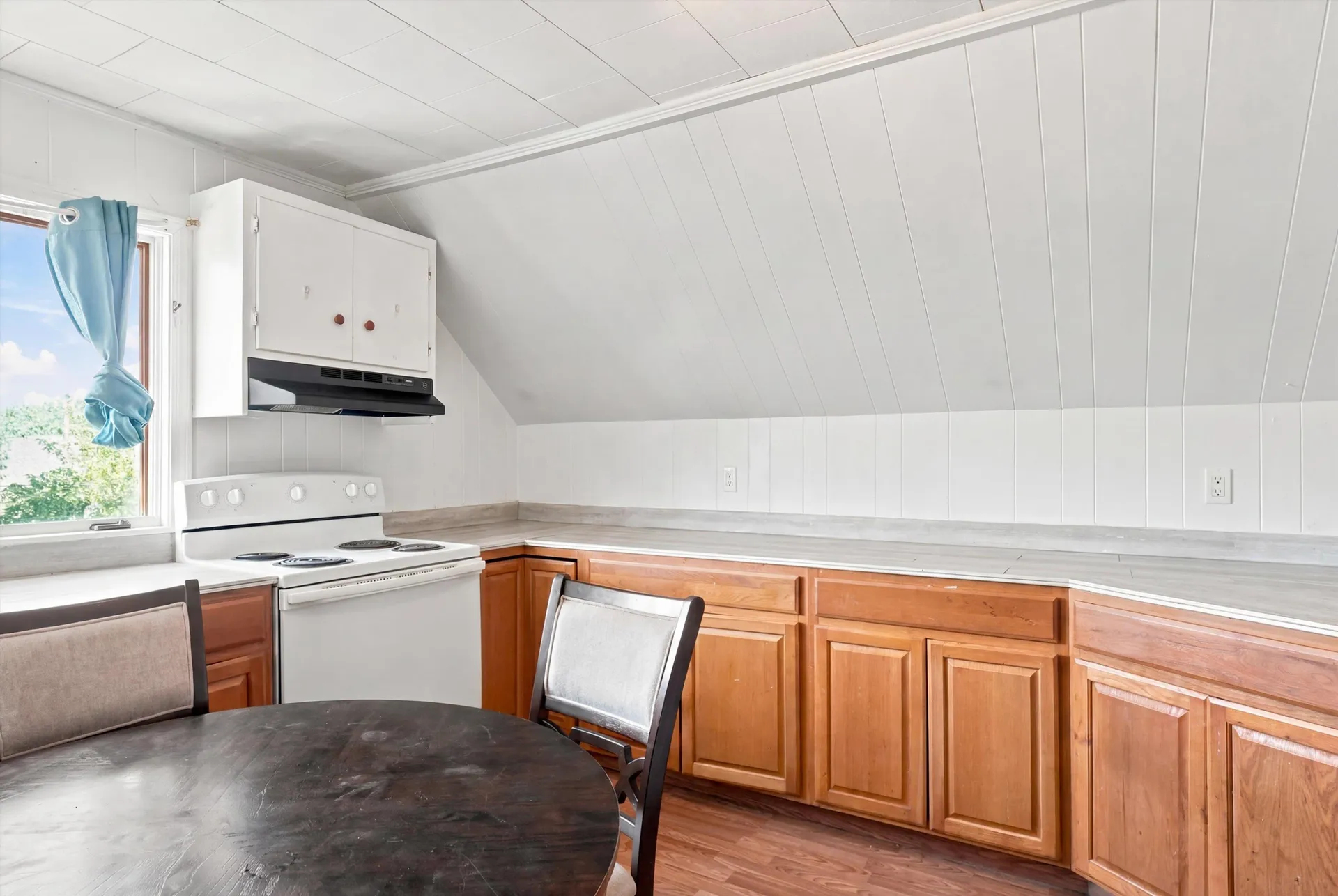 401 Cedar Street Manchester NH 03103