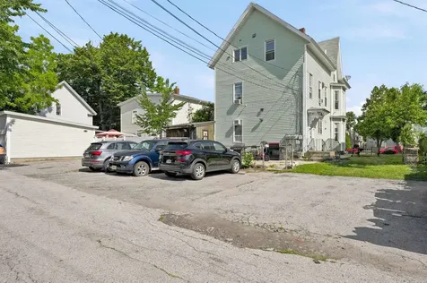 401 Cedar Street Manchester NH 03103