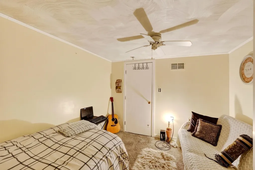 69 Robin Street Franklin NH 03235